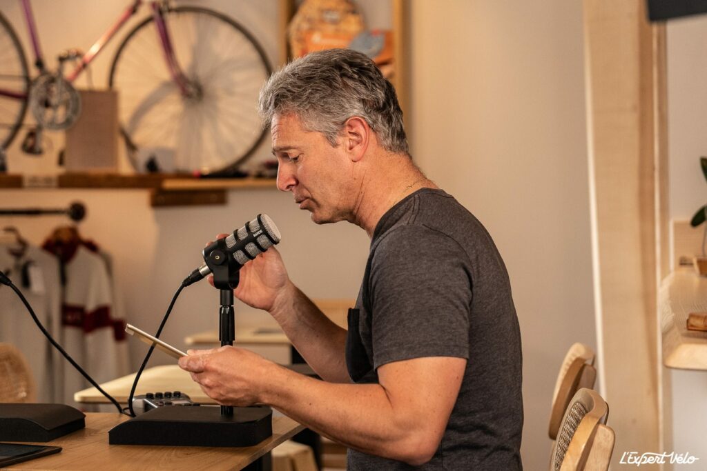 Podcast de marque en 2026 : pourquoi la vidéo devient obligatoire